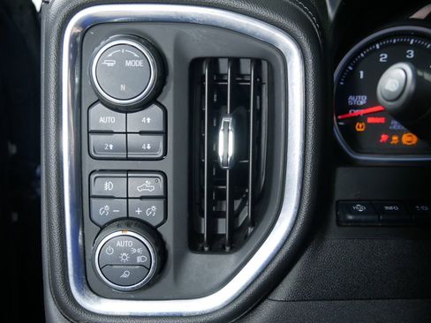 Used 2020 Chevrolet Silverado 1500 High Country w/ Technology Package AWD/4WD image 22