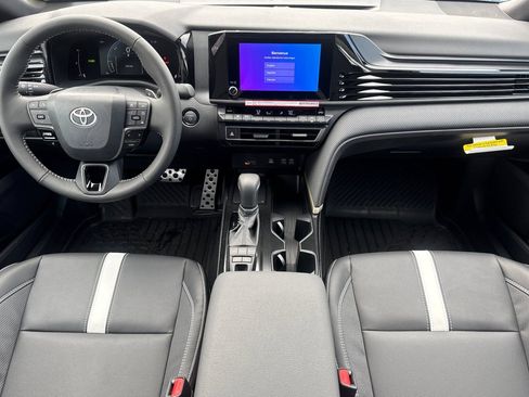 New 2026 Toyota Camry SE image 4