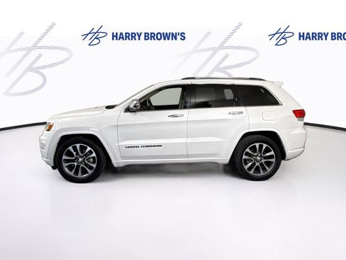 Used 2018 Jeep Grand Cherokee Overland AWD/4WD image 30