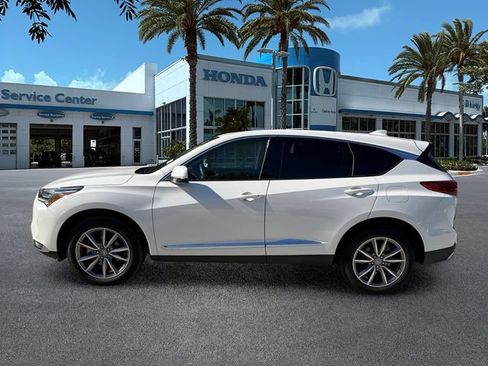 Used 2023 Acura RDX w/ Technology Package FWD image 3