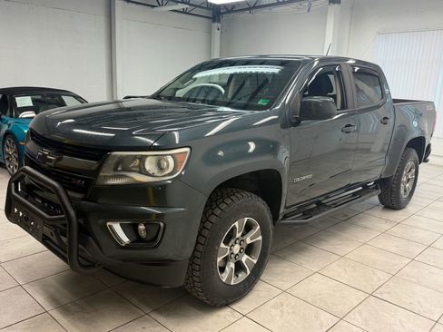 Used 2017 Chevrolet Colorado Z71 image 3