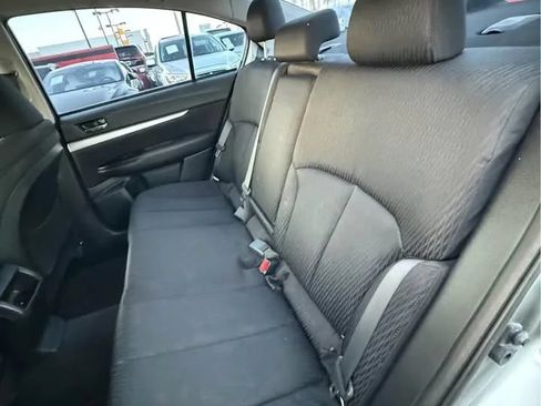 Used 2011 Subaru Legacy 2.5i AWD/4WD image 8