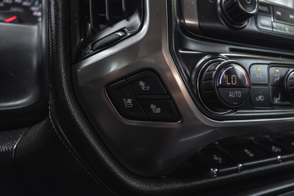Used 2019 Chevrolet Silverado 2500 LTZ w/ Duramax Plus Package AWD/4WD image 18
