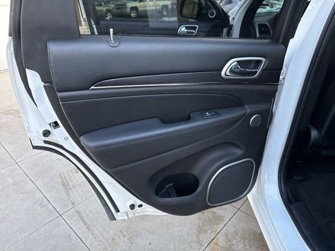 Used 2018 Jeep Grand Cherokee High Altitude image 27