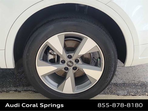 Certified 2023 Audi Q5 Premium w/ Convenience Package image 16