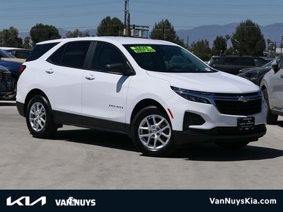 Used 2023 Chevrolet Equinox LS w/ LS Convenience Package