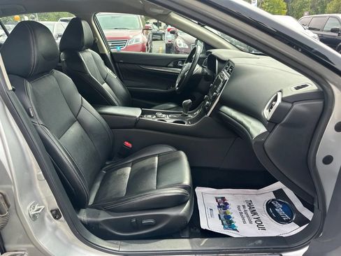 Used 2021 Nissan Maxima 3.5 SV w/ Floor Mat Group FWD image 14