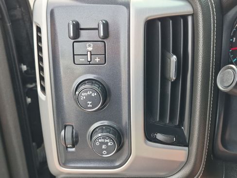 Used 2017 GMC Sierra 1500 SLE w/ Elevation Edition AWD/4WD image 23