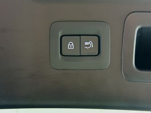 Used 2025 MAZDA CX-90 3.3 Turbo w/ Select Package image 30