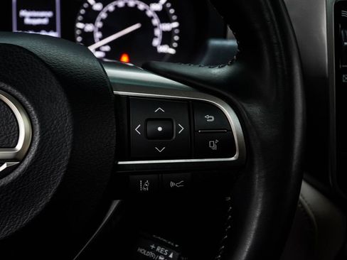 Used 2023 Lexus GX 460 Premium w/ Accessory Package AWD/4WD image 33