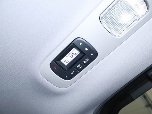 Used 2019 Honda Odyssey EX-L image 16