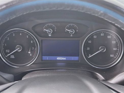 Used 2024 Buick Enclave Essence FWD image 12