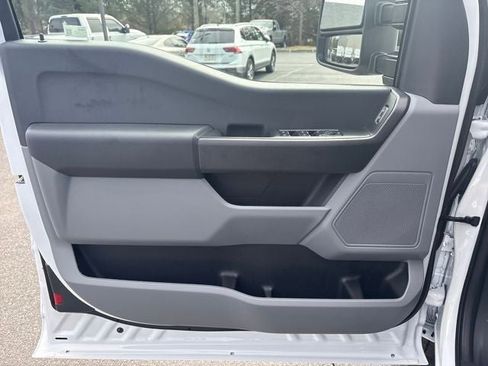 New 2026 Ford F250 XL AWD/4WD image 16