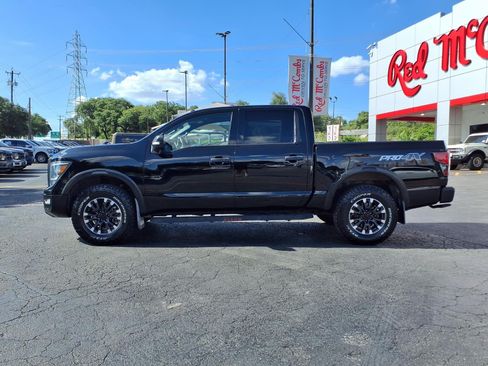 Used 2021 Nissan Titan PRO-4X w/ Pro-4x Convenience Package AWD/4WD image 9
