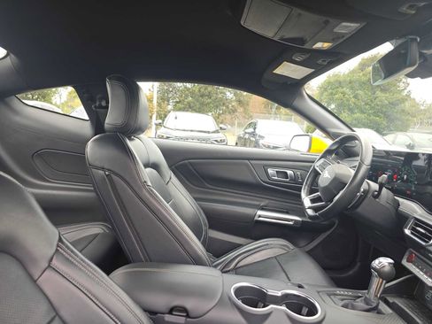 Used 2024 Ford Mustang GT Premium image 10