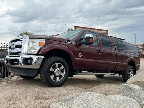 Used 2011 Ford F350 Lariat w/ Lariat Ultimate Pkg AWD/4WD image 2