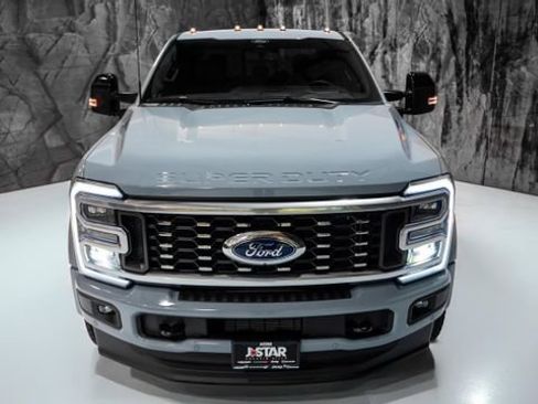 Used 2025 Ford F450 Platinum w/ FX4 Off-Road Package image 21