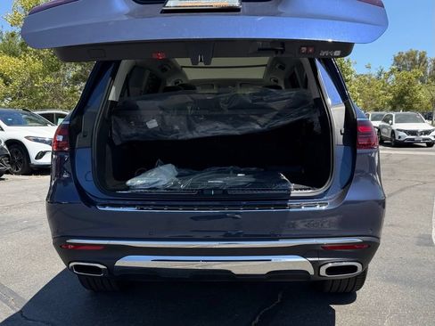 New 2026 Mercedes-Benz GLS 450 4MATIC image 12