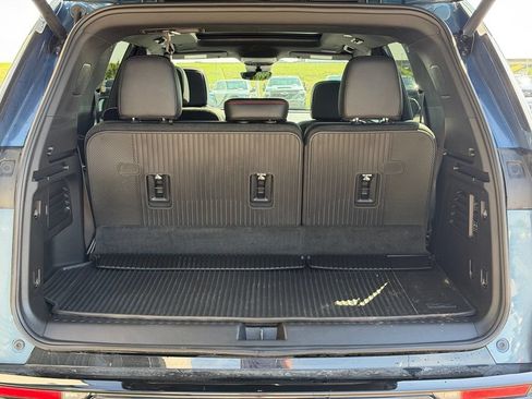 Used 2026 Chevrolet Traverse RS w/ LPO, Floor Liner Package AWD/4WD image 9