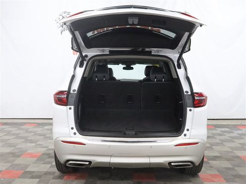 Used 2021 Buick Enclave Premium w/ Sun and Sites Package AWD/4WD image 6