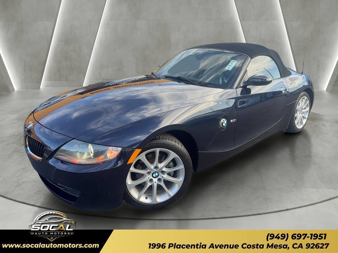 Used 2006 BMW Z4 3.0i RWD image 13