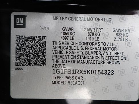 Used 2019 Chevrolet Camaro LT w/ Technology Package RWD image 42