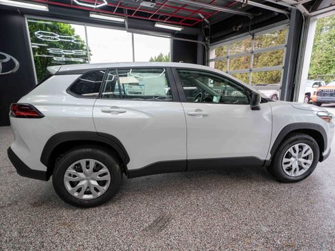 New 2026 Toyota Corolla Cross L AWD/4WD image 4