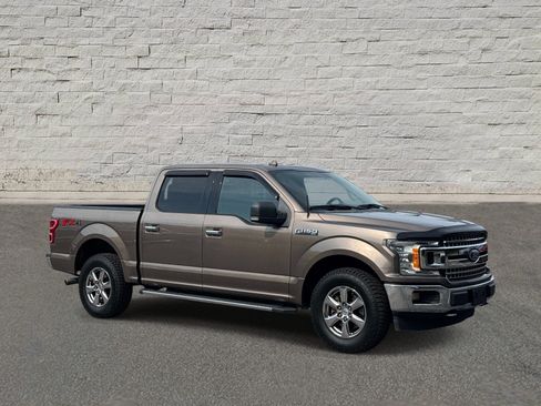 Used 2018 Ford F150 XLT w/ Equipment Group 302A Luxury AWD/4WD image 6