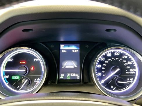 Used 2020 Toyota Camry SE image 6