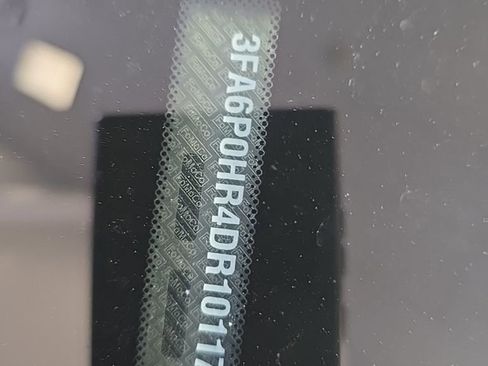 Used 2013 Ford Fusion SE image 1