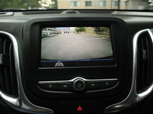 Used 2020 Chevrolet Equinox LT w/ LPO, Floor Liner Package AWD/4WD image 33