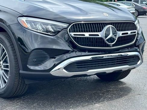 New 2026 Mercedes-Benz GLC 300 4MATIC image 2
