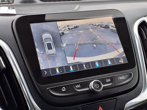 Used 2019 Chevrolet Equinox Premier image 11