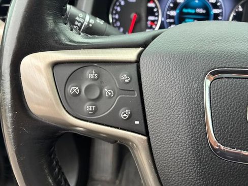 Used 2019 GMC Acadia Denali AWD/4WD image 11