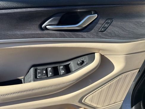 Certified 2023 Jeep Grand Cherokee L Limited w/ Luxury Tech Group II image 43