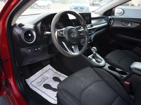 Used 2021 Kia Forte LXS FWD image 12