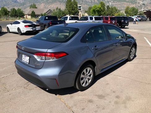 Used 2024 Toyota Corolla LE FWD image 5