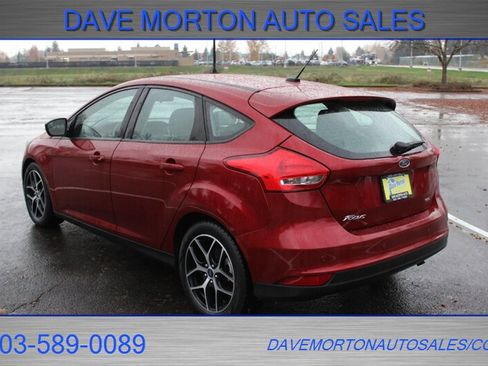 Used 2017 Ford Focus SEL image 3