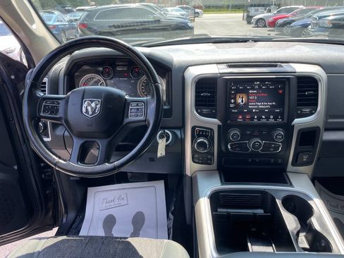 Used 2018 RAM 1500 Lone Star AWD/4WD image 13