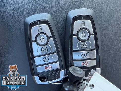 Used 2022 Ford Explorer Limited w/ Limited Technology Package image 29