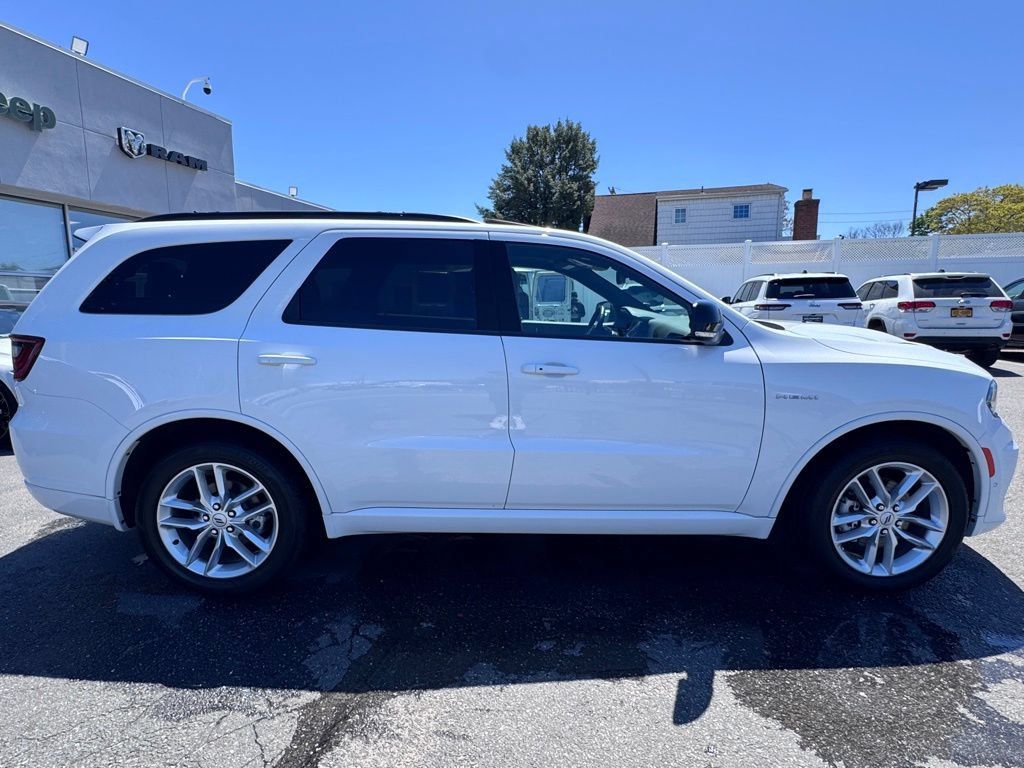 Certified 2025 Dodge Durango R/T AWD/4WD image 9