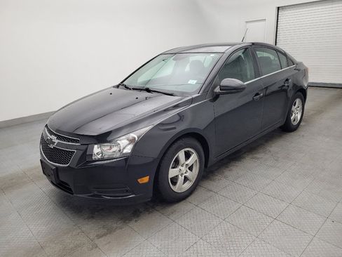 Used 2014 Chevrolet Cruze LT image 2