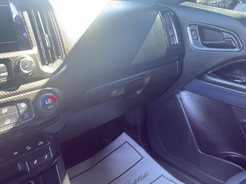 Used 2022 Chevrolet Colorado Z71 w/ LPO, Power Package RWD image 18