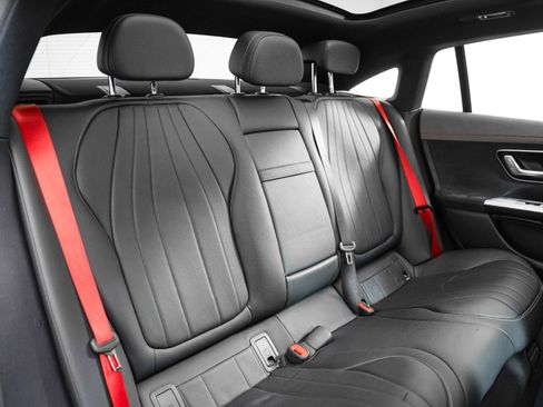 Certified 2023 Mercedes-Benz EQE 500 4MATIC Sedan image 10