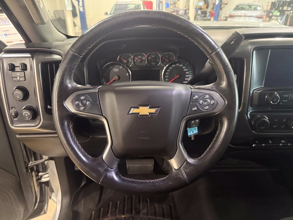 Used 2019 Chevrolet Silverado 2500 LT w/ LT Convenience Package AWD/4WD image 39