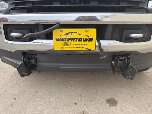 Used 2019 Ford F350 XLT w/ XLT Premium Package AWD/4WD image 10