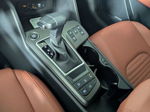 New 2026 Kia Sportage SX FWD image 21