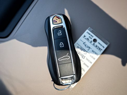 Used 2026 Porsche Panamera 4 AWD/4WD image 35