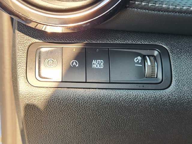 Used 2026 Chevrolet Equinox LT w/ Safety and Technology Package FWD image 21