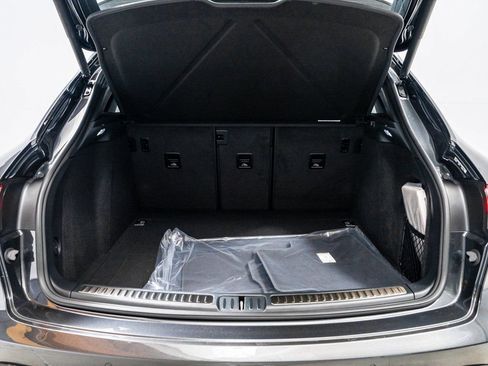 New 2026 Porsche Macan AWD/4WD image 29